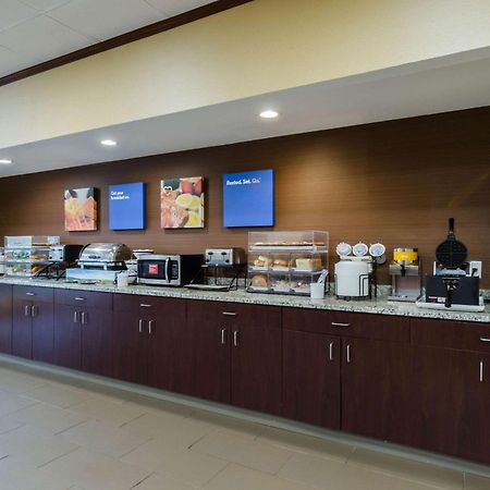 Comfort Inn Randolph-Boston Exterior foto