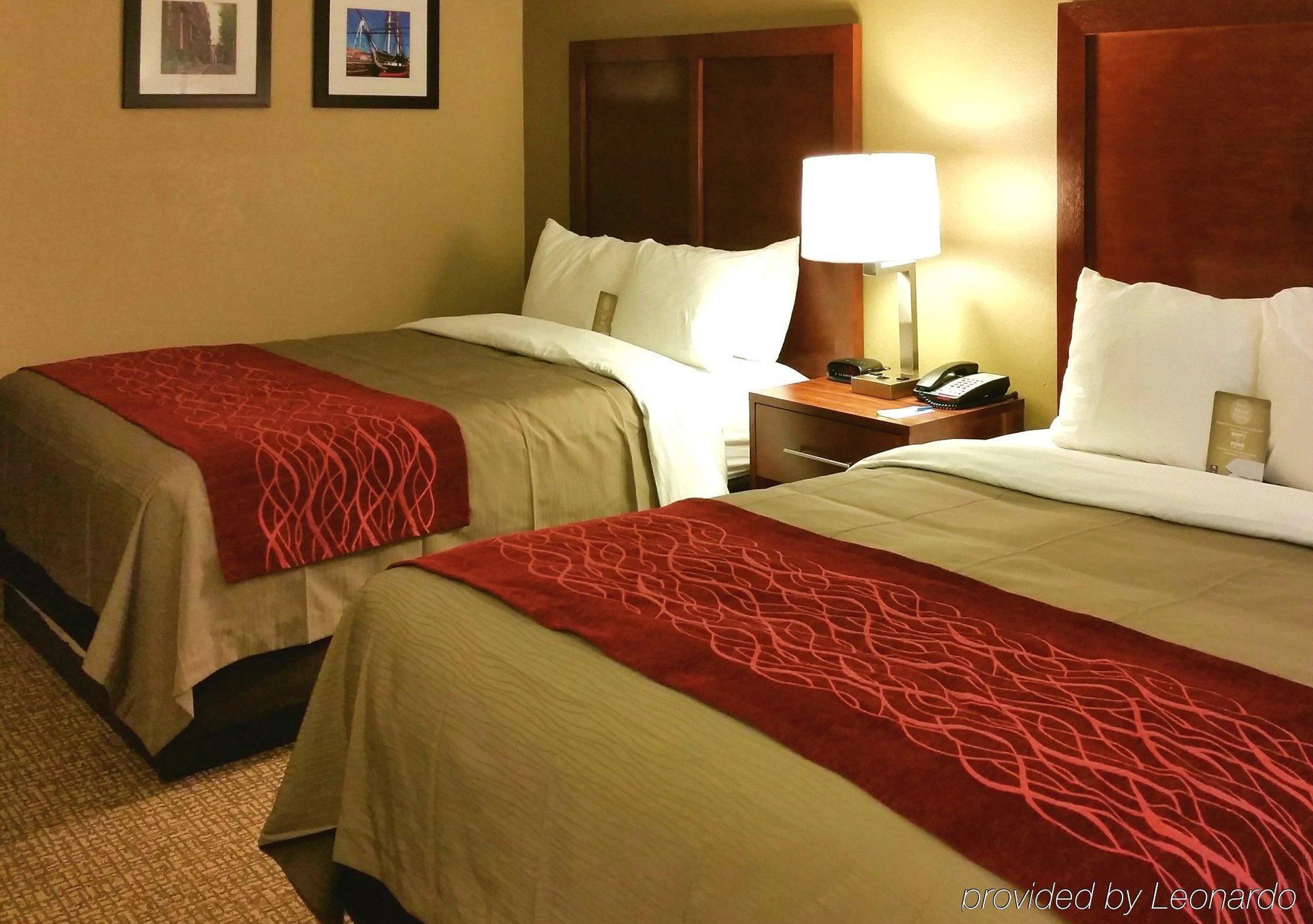 Comfort Inn Randolph-Boston Exterior foto